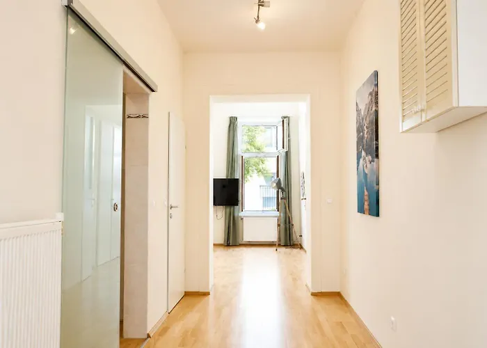 Modern 2br Apt. Perfect For Long And Short Апартаменти Відень