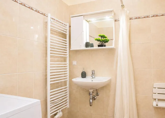 Modern 2br Apt. Perfect For Long And Short וינה